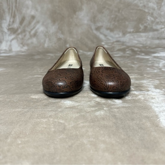 SAS Scenic Ballet Flat Brown Tool Leather Cowboy Floral Comfortable Size 9.5 - Picture 3 of 9